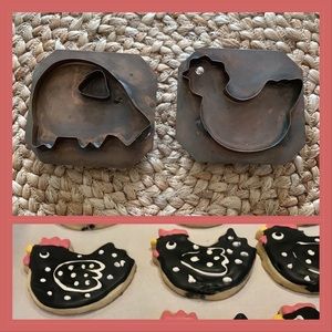 Vintage pair of copper cookie cutters hen and pig unmarked